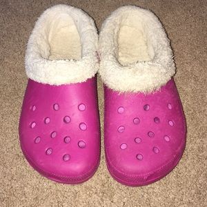 Crocs With Fur Size 9